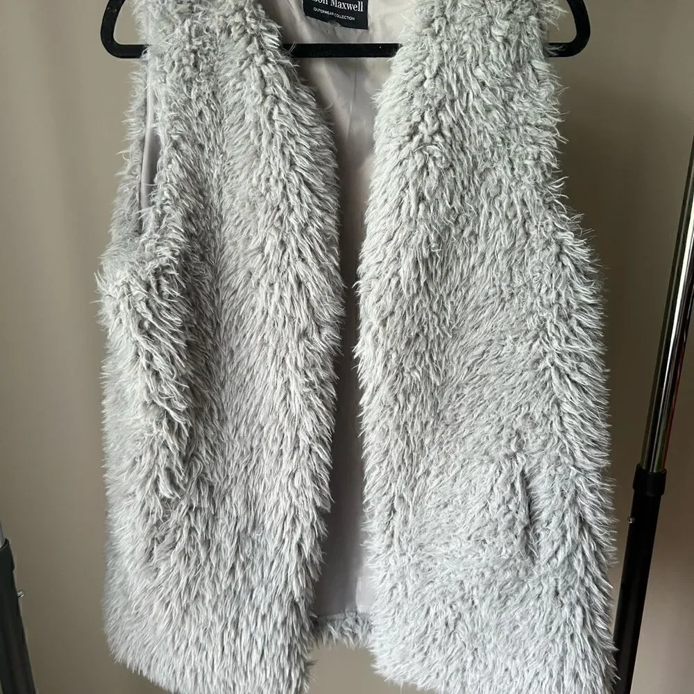 Jason Maxwell Outerwear Collection Womens Gray Faux Fur Cardigan Vest Size Large